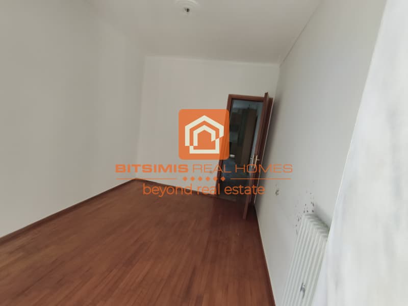 Apartment in Votsi, Kalamaria — Photo 22 of 28