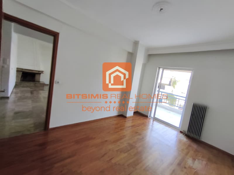 Apartment in Votsi, Kalamaria — Photo 10 of 28