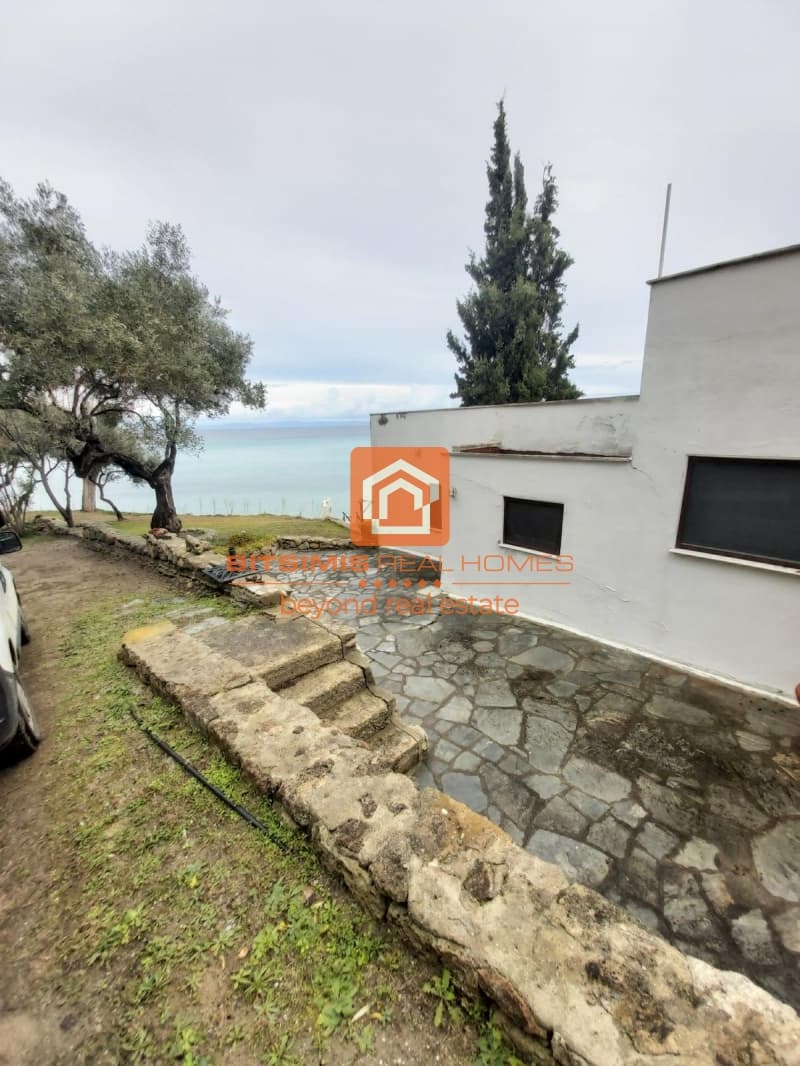 House in Evdos, Kassandra — Photo 2 of 30