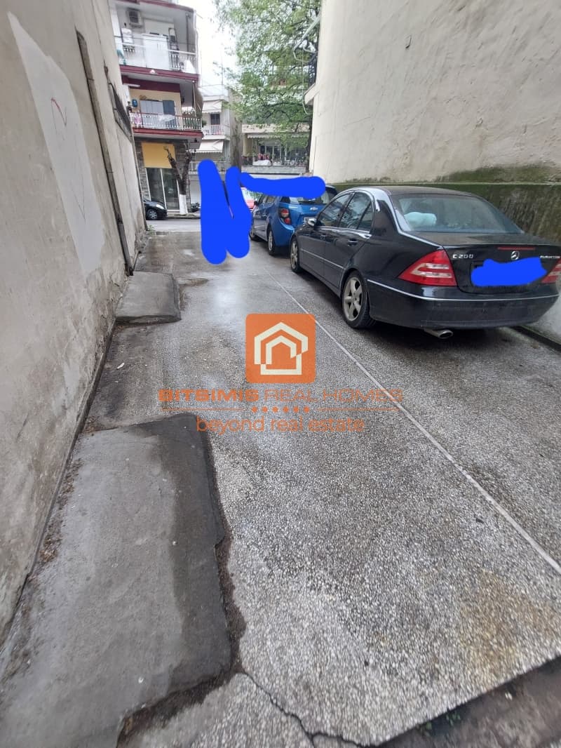 Parking Space in Abelones, Stavroupoli — Photo 16 of 25