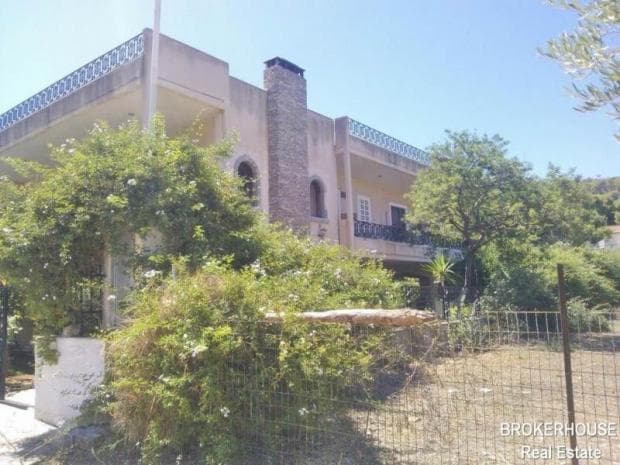 House in Saronida, Saronida — Photo 1 of 11