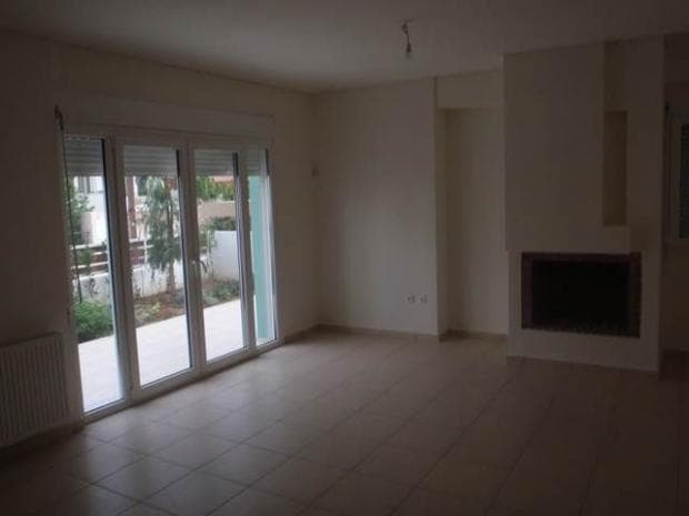 House in Κέντρο, Kalivia Thorikou — Photo 5 of 11