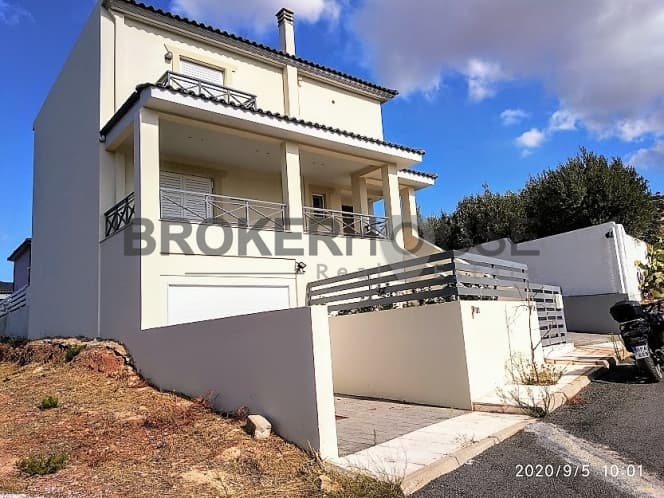 House in Kalivia, Kalivia Thorikou — Photo 3 of 25