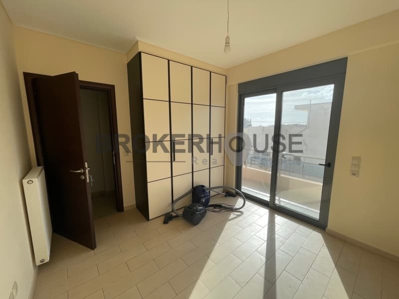 Apartment in Varis Koropiou Avenue, Vari - Varkiza — Photo 8 of 17