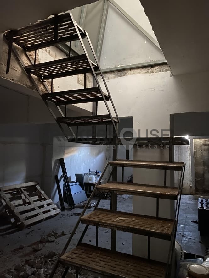 Retail Store in Kato Ilioupoli, Ilioupoli — Photo 11 of 12