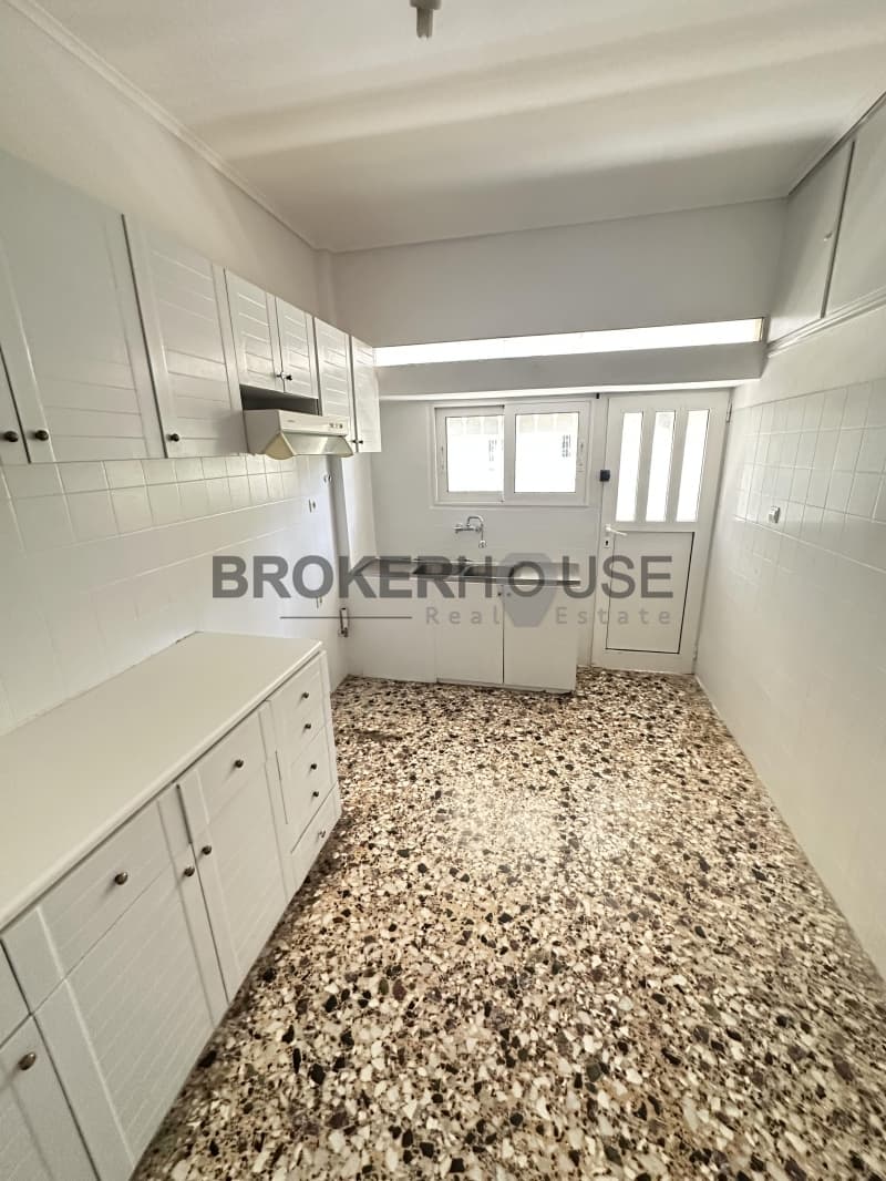 Apartment in Tsakos, Agia Paraskevi — Photo 9 of 10