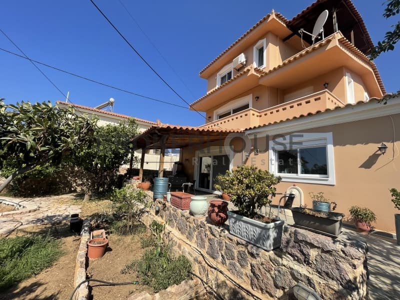 House in Anavyssos Center, Anavissos — Photo 26 of 30