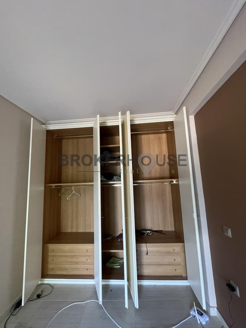 Μονοκατοικία στην Λόφος Ξελαφτάκι, Καλύβια Θορικού — Φωτογραφία 21 από 30