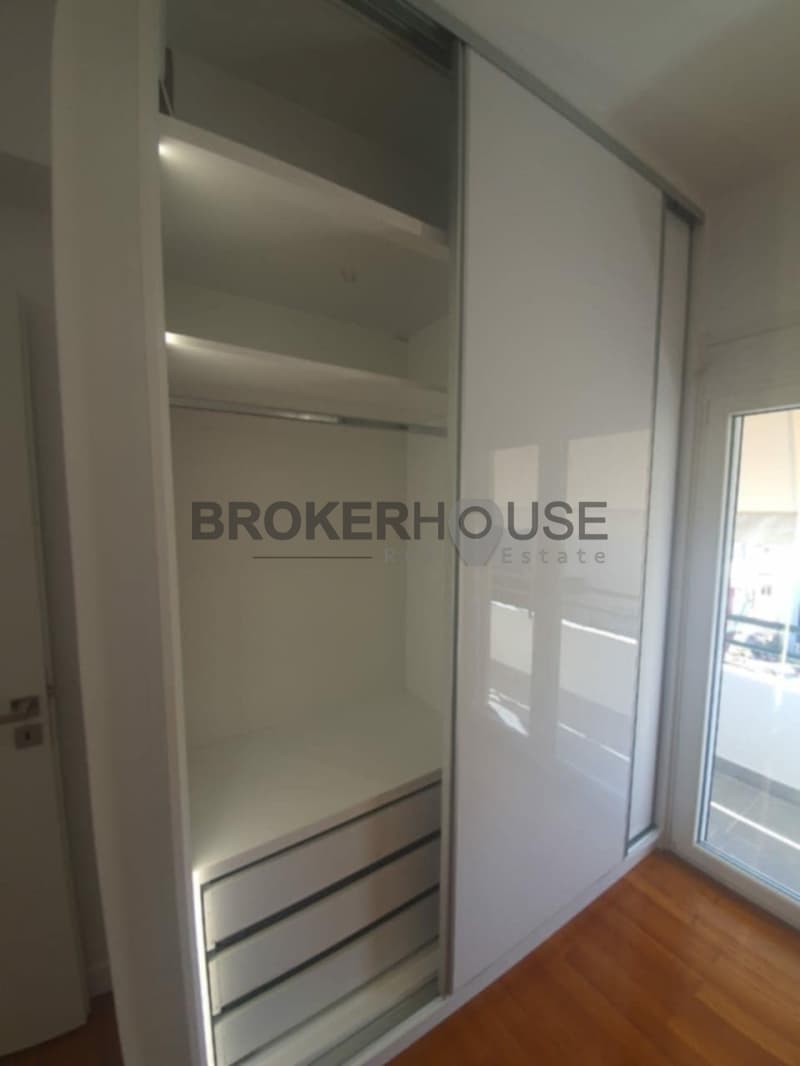 Apartment in Prasinos Lofos, Iraklio — Photo 10 of 13