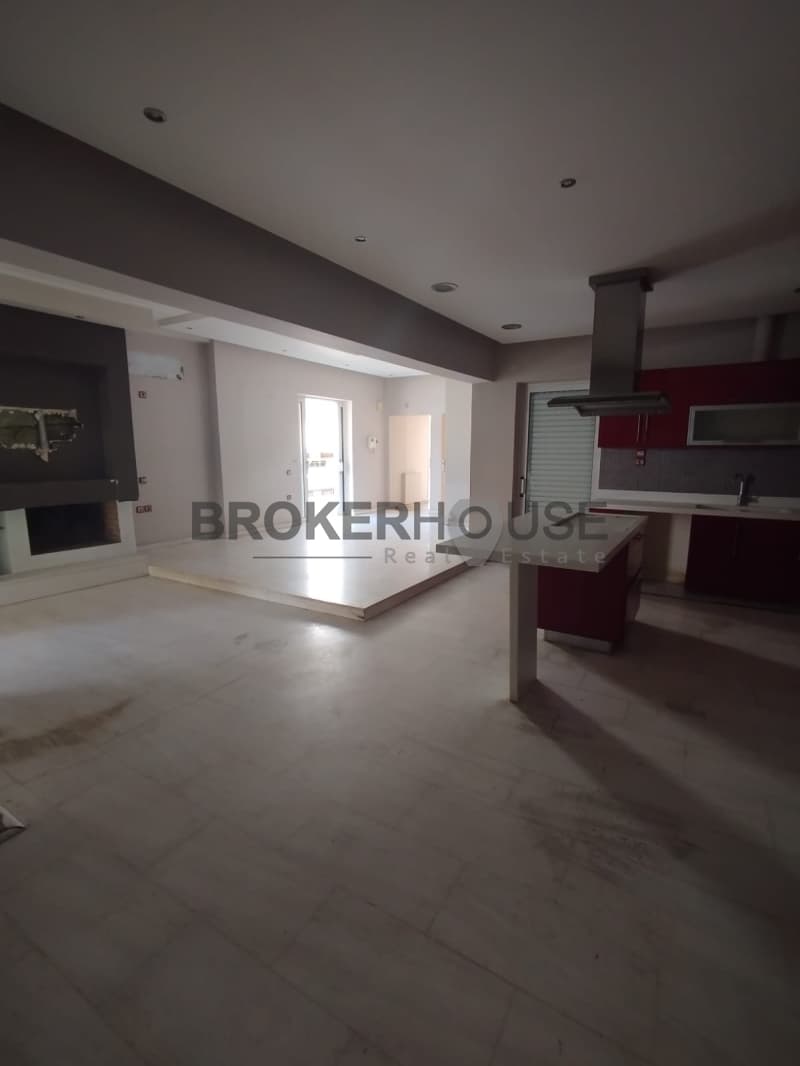 Apartment in TEI Peiraia, Aigaleo — Photo 14 of 19