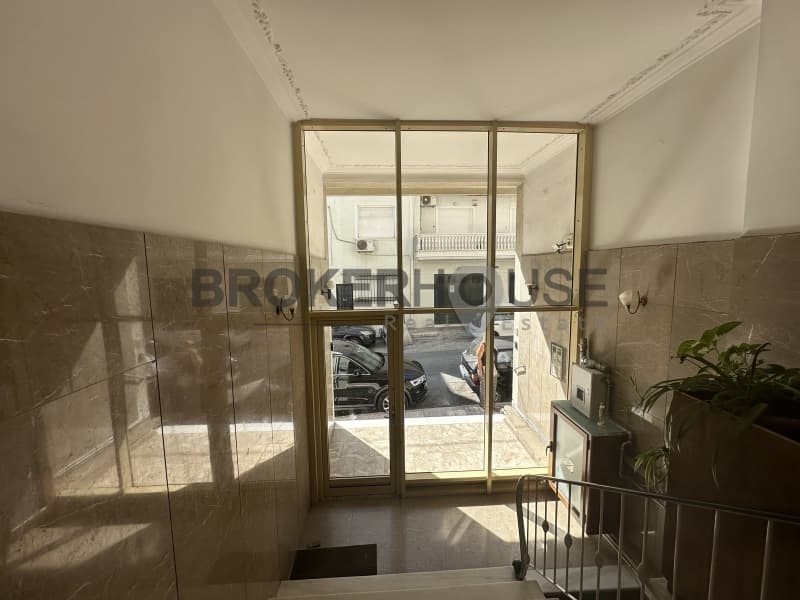 Apartment in Makrigianni, Koukaki - Makrigianni — Photo 8 of 8