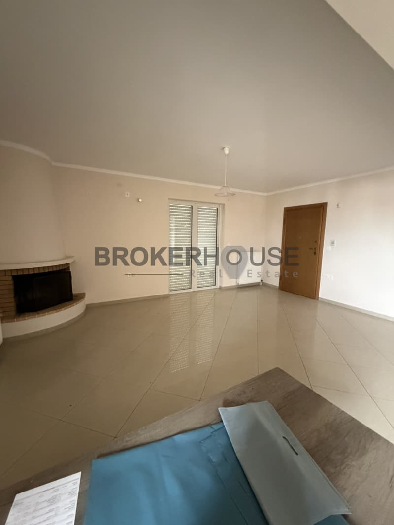 Apartment in Megala Sxoinia A, Acharnes — Photo 3 of 10