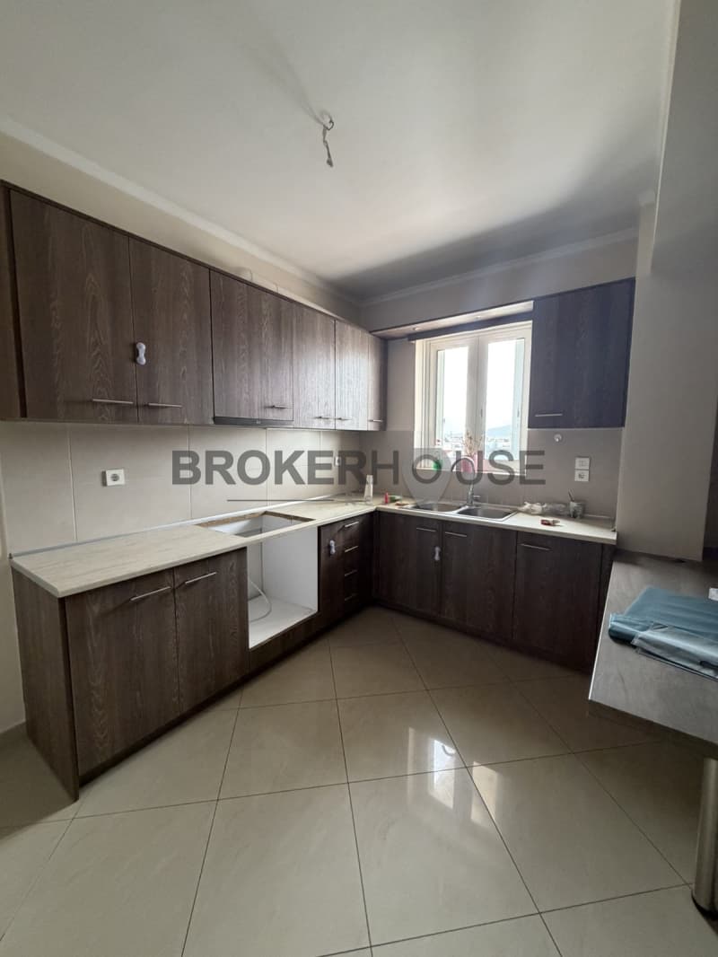 Apartment in Megala Sxoinia A, Acharnes — Photo 2 of 10