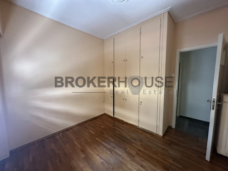 Apartment in Panorama, Dafni — Photo 4 of 11