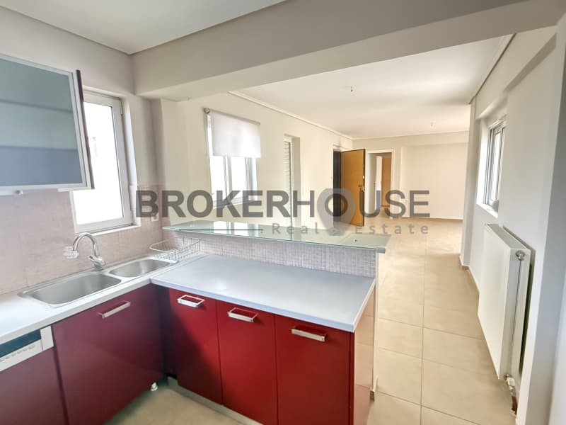 Apartment in Ethnos, Vrilissia — Photo 2 of 10