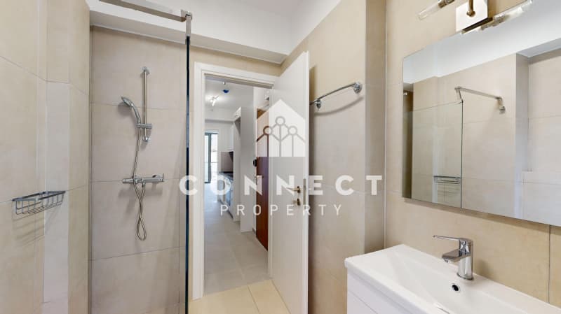 Apartment in Hilton, Ilisia — Photo 9 of 25