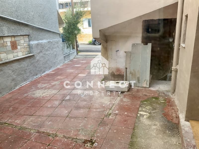 Κατάστημα στην Τουρκοβούνια, Κερατσίνι — Φωτογραφία 8 από 10