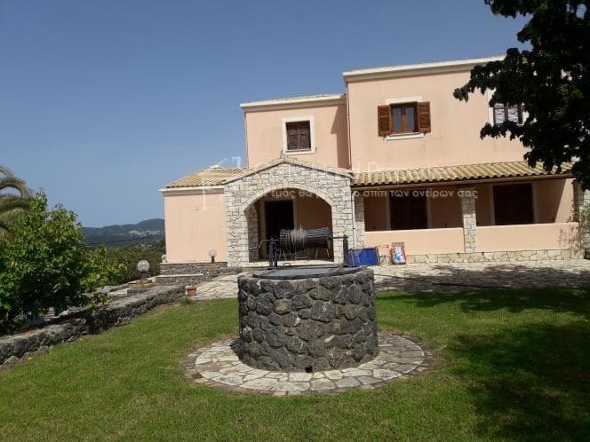 House in Pareli, Corfu — Photo 17 of 30
