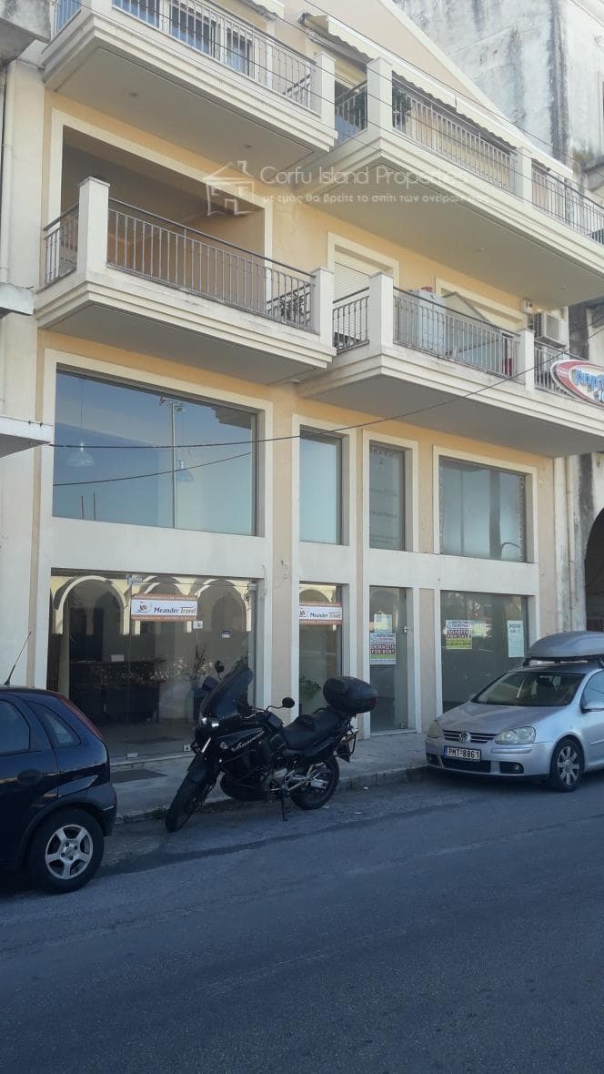 Κατάστημα στην Όθωνοι, Κέρκυρα — Φωτογραφία 1 από 12