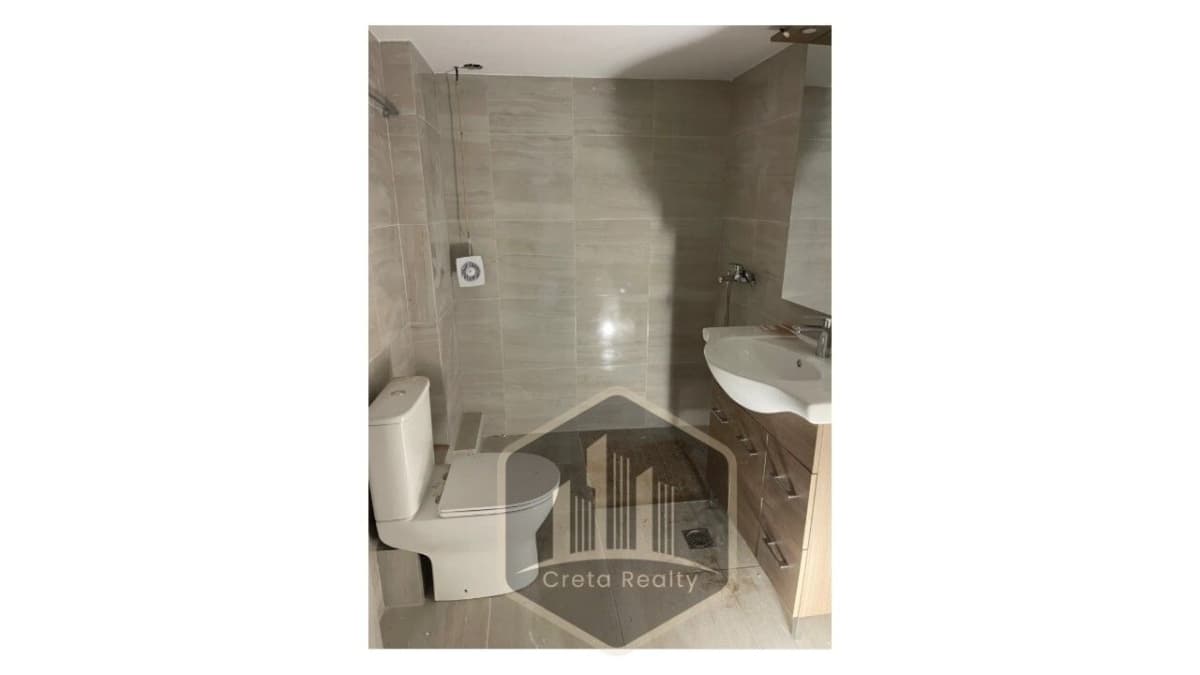 Apartment in Tria Peuka, Heraclion Cretes — Photo 8 of 10
