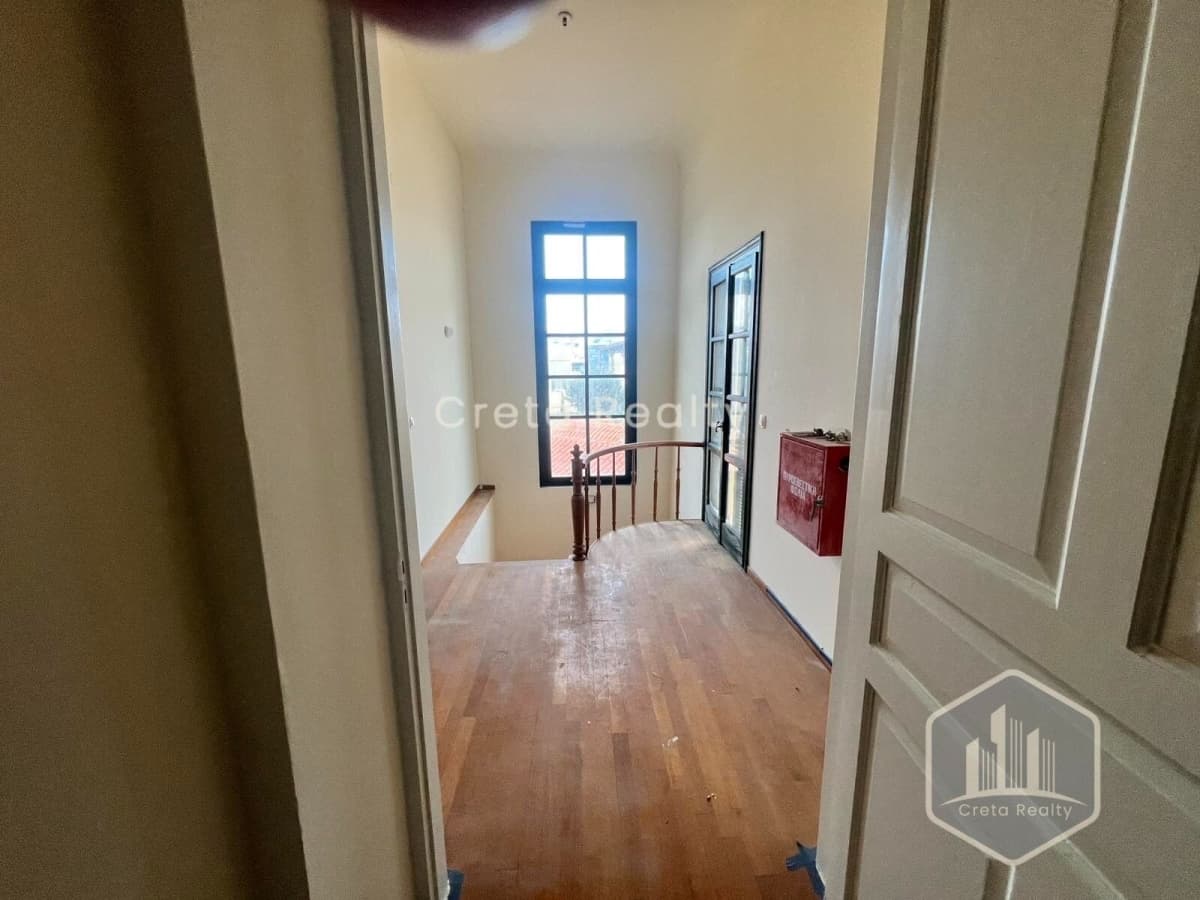 Office in Center, Heraclion Cretes — Photo 7 of 19