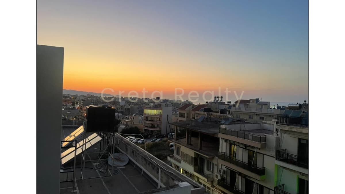 Apartment in Agios Vasileios, Heraclion Cretes — Photo 1 of 9