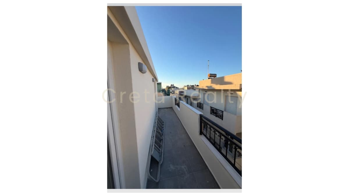 Apartment in Agia Marina, Gorgolaini — Photo 10 of 11