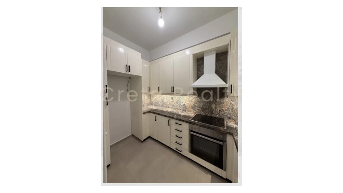 Apartment in Chrisostomos, Heraclion Cretes — Photo 13 of 16