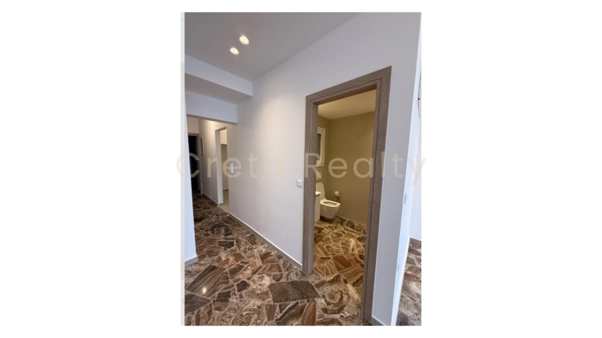Apartment in Chrisostomos, Heraclion Cretes — Photo 5 of 16