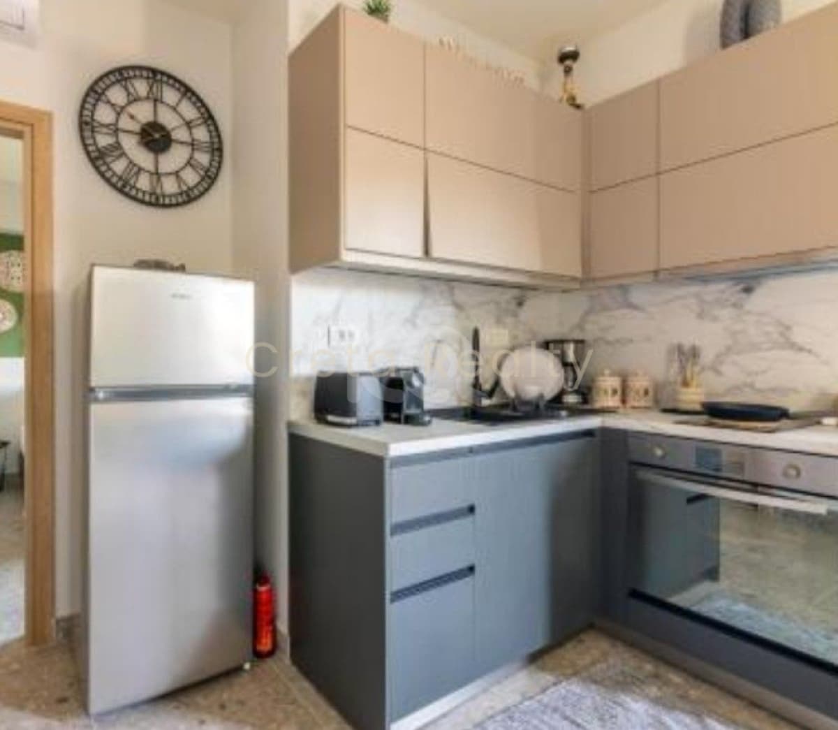 Apartment in Agia Pelagia, Gazi — Photo 1 of 6