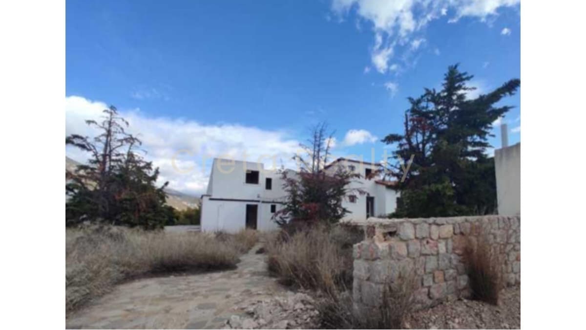 House in Loutraki, Loutraki-Perachora — Photo 2 of 6