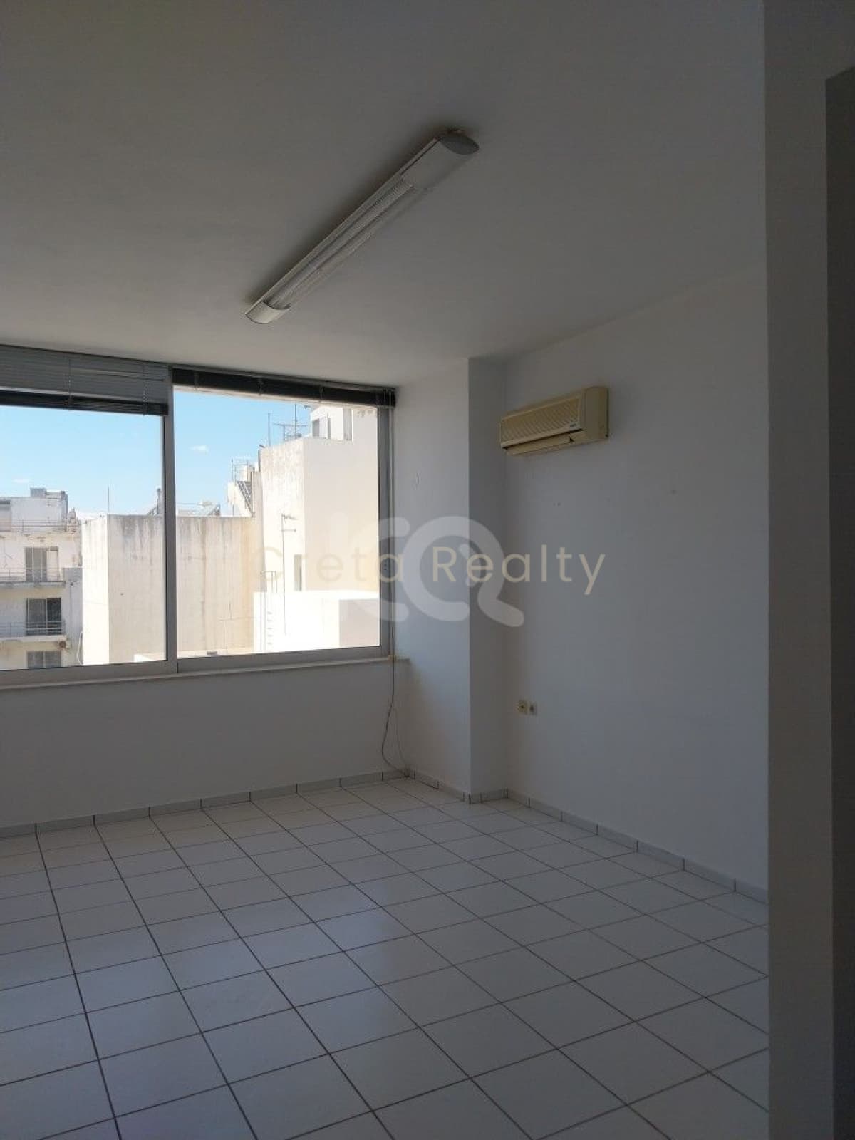Office in Chrisostomos, Heraclion Cretes — Photo 3 of 7