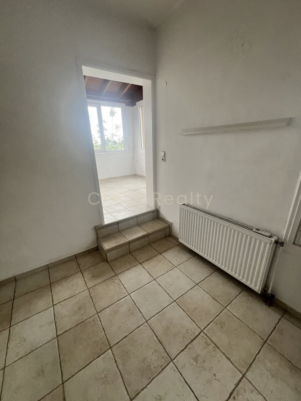 House in Malades, Temenos — Photo 10 of 30