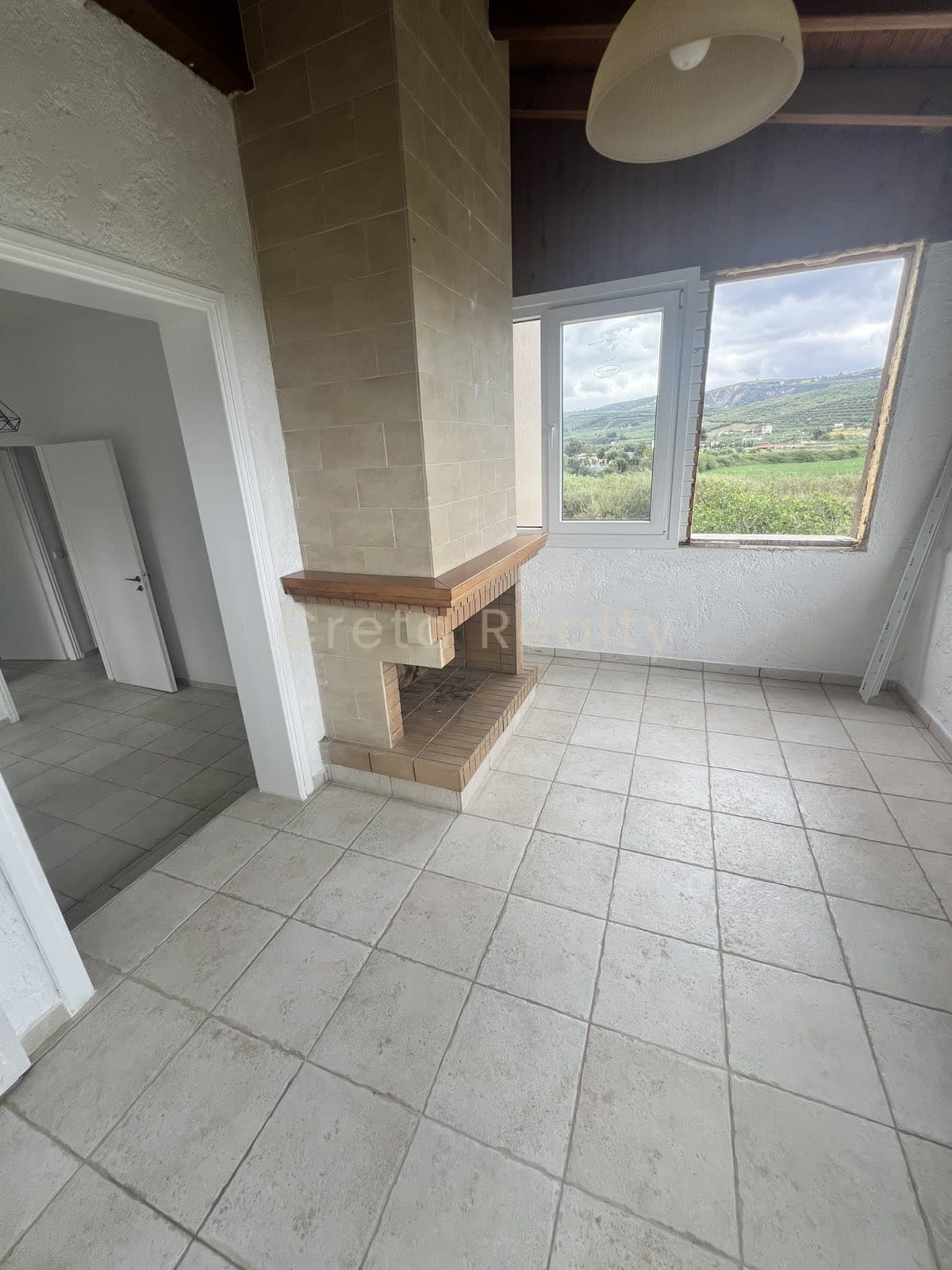 House in Malades, Temenos — Photo 8 of 30