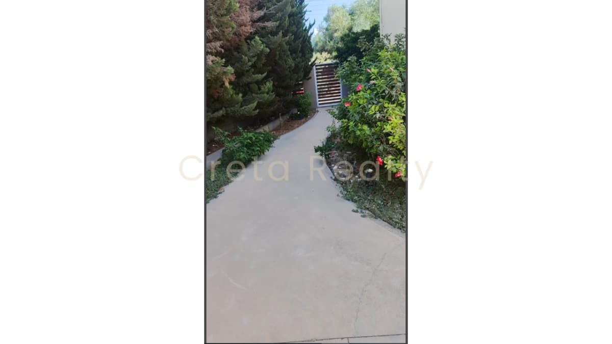 Apartment in Agioi Theodoroi, Gazi — Photo 5 of 7