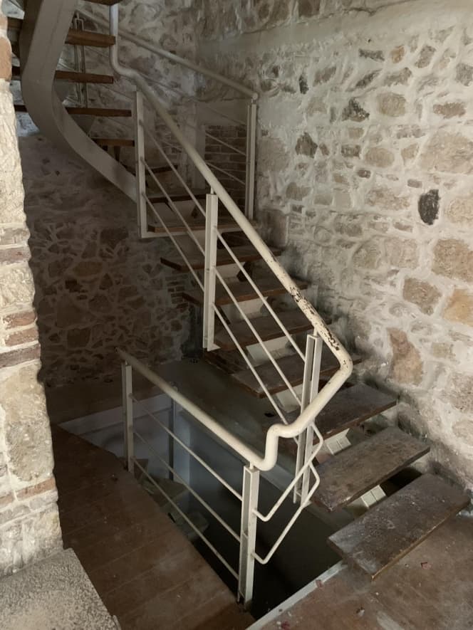 Retail Store in Chrisostomos, Heraclion Cretes — Photo 9 of 19
