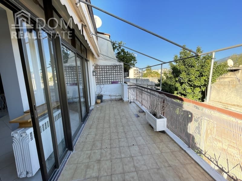 House in Skagiopouleio, Patra — Photo 2 of 7