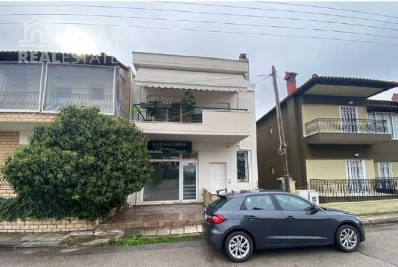 Retail Store in Palaiokastro, Oreokastro — Photo 1 of 4