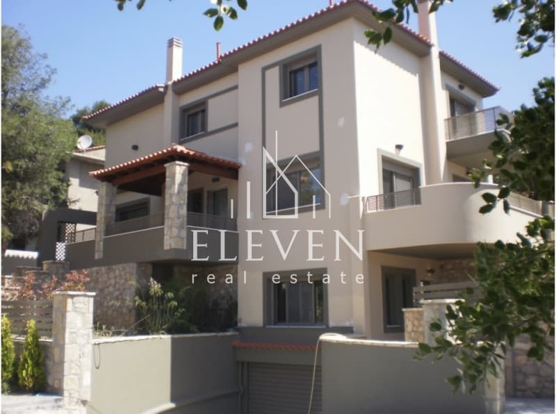 House in Center, Penteli — Photo 1 of 17