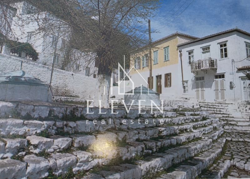 House in Mandraki, Hydra — Photo 24 of 25