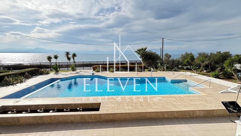 House in Limni Vouliagmenis, Loutraki-Perachora — Photo 1 of 30