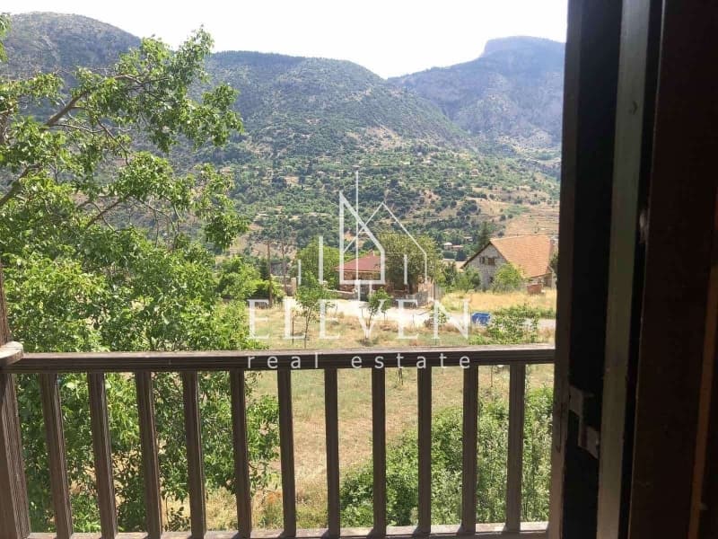 House in Milos, Kalavrita — Photo 10 of 10