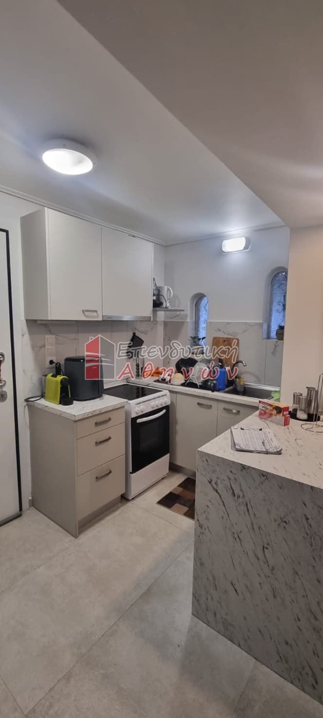 Apartment in Agios Ioannis, Neos Kosmos — Photo 2 of 13