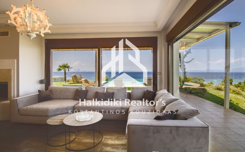 House in Chaniotis, Pallini — Photo 9 of 27