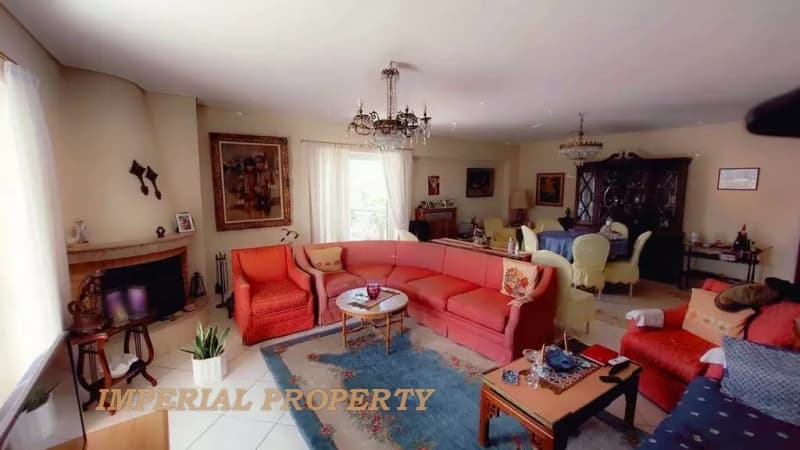 Apartment in Plateia Ntavari, Palaio Faliro — Photo 1 of 14