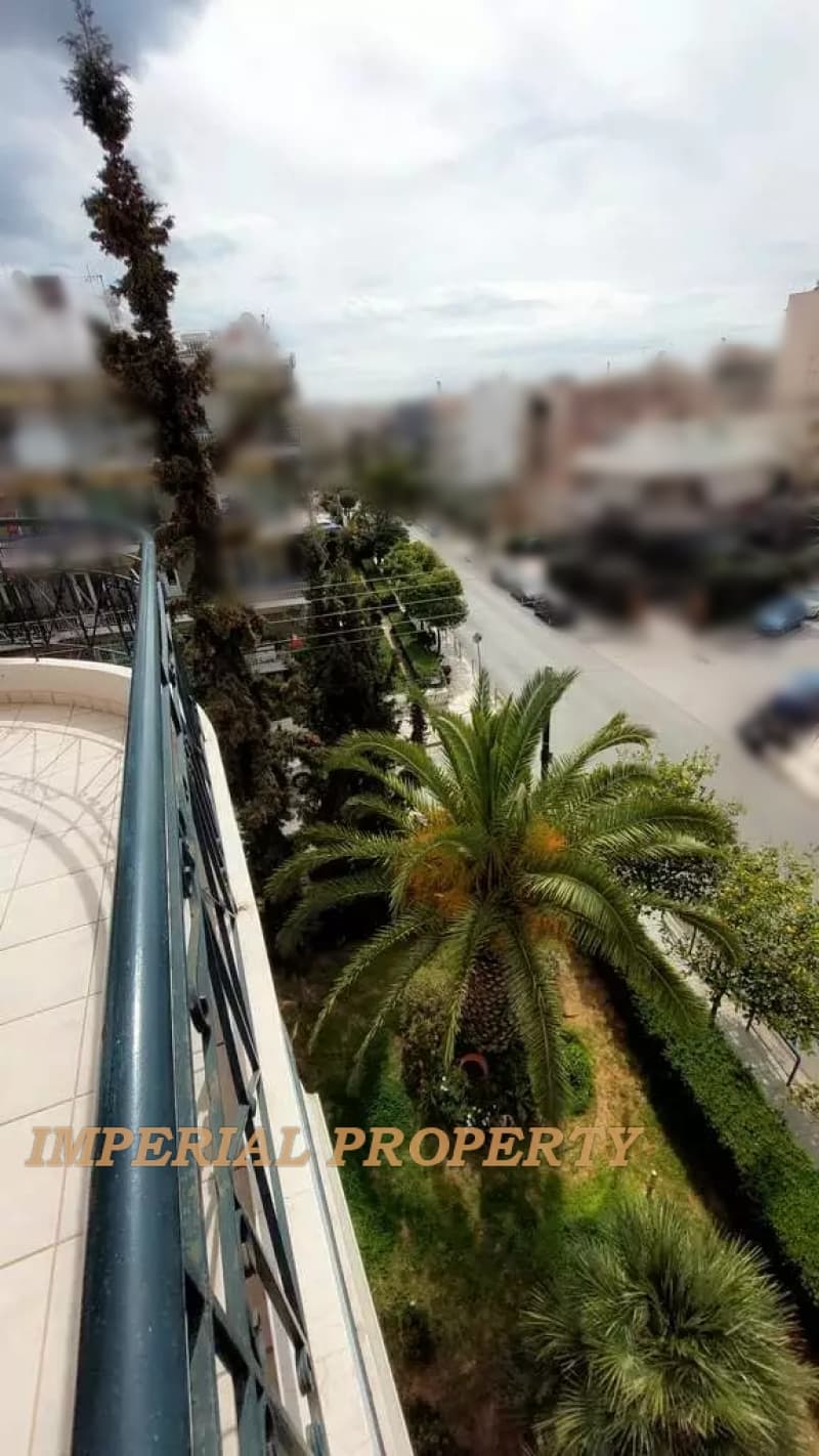 Apartment in Plateia Ntavari, Palaio Faliro — Photo 2 of 14
