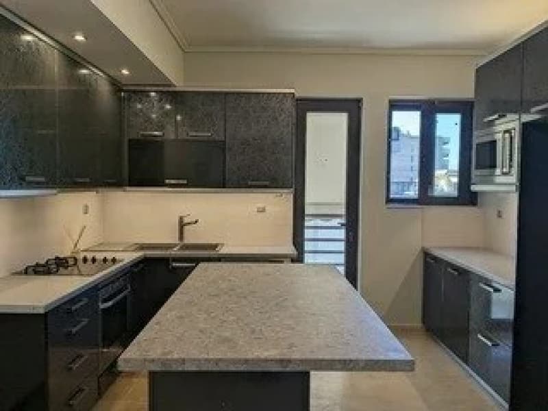 Διαμέρισμα στην Αγία Κυριακή, Παλαιό Φάληρο — Φωτογραφία 2 από 6