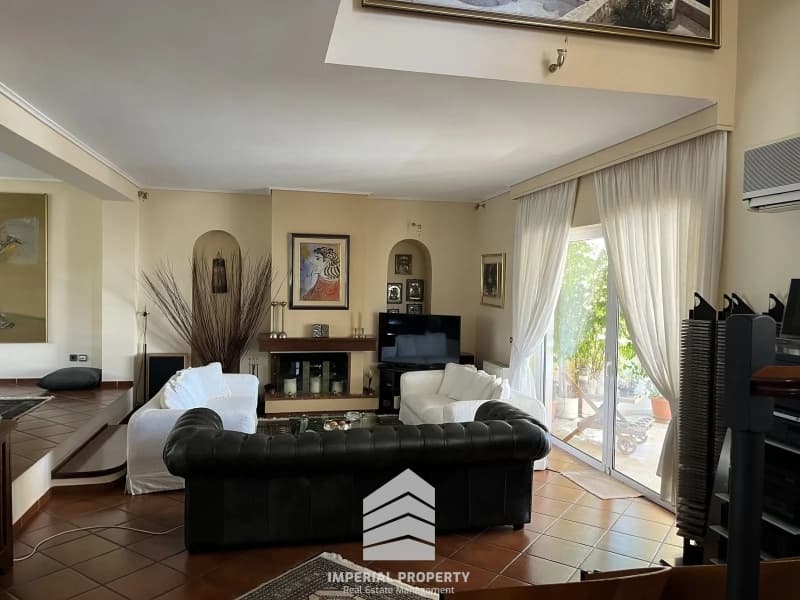 House in Astinomika, Ilioupoli — Photo 1 of 21
