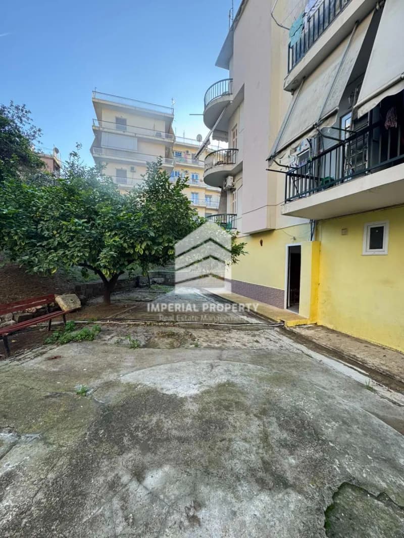 Διαμέρισμα στην Αγία Κυριακή, Παλαιό Φάληρο — Φωτογραφία 1 από 25