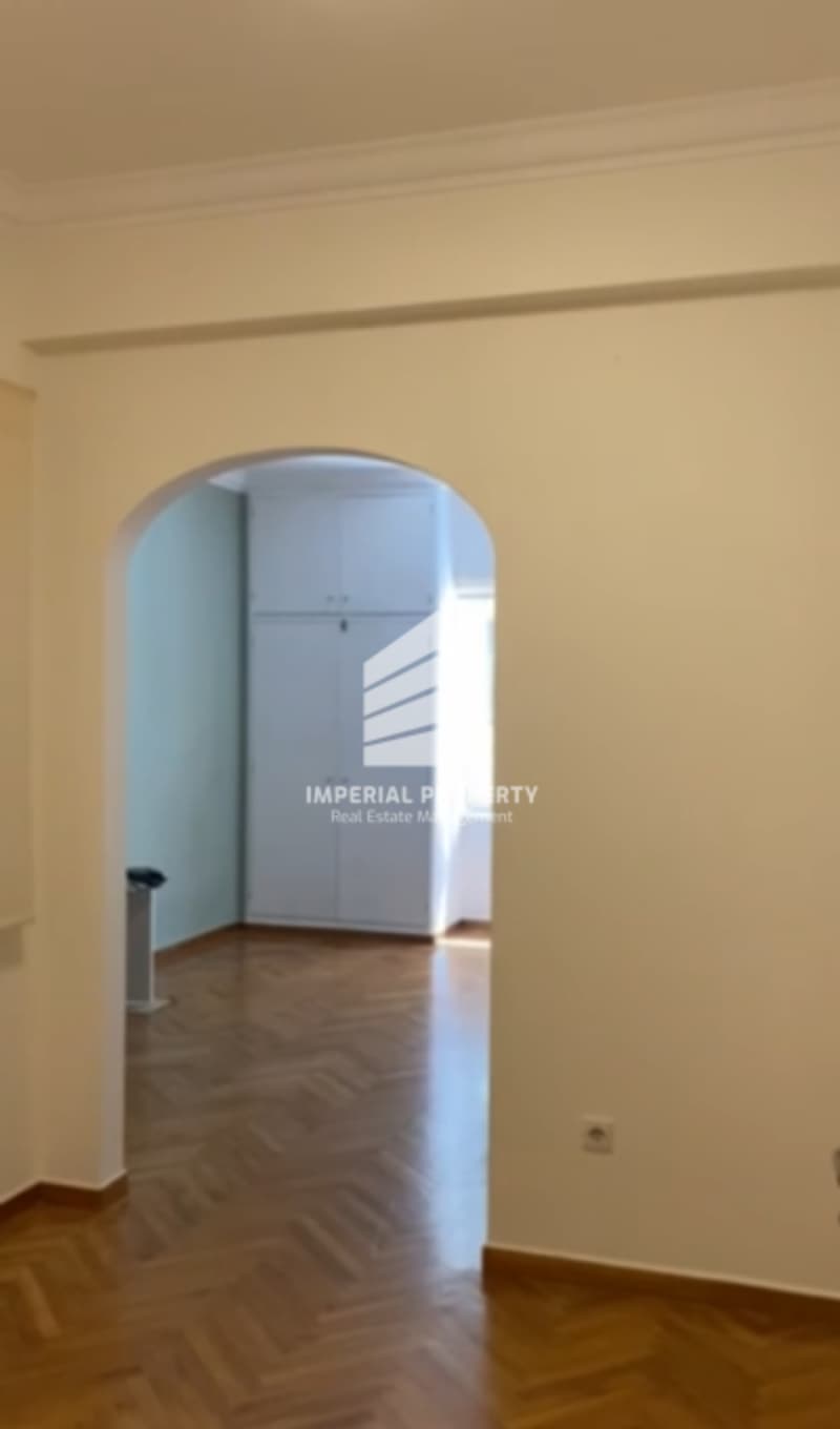Γραφείο στην Hilton, Ιλίσια — Φωτογραφία 2 από 11